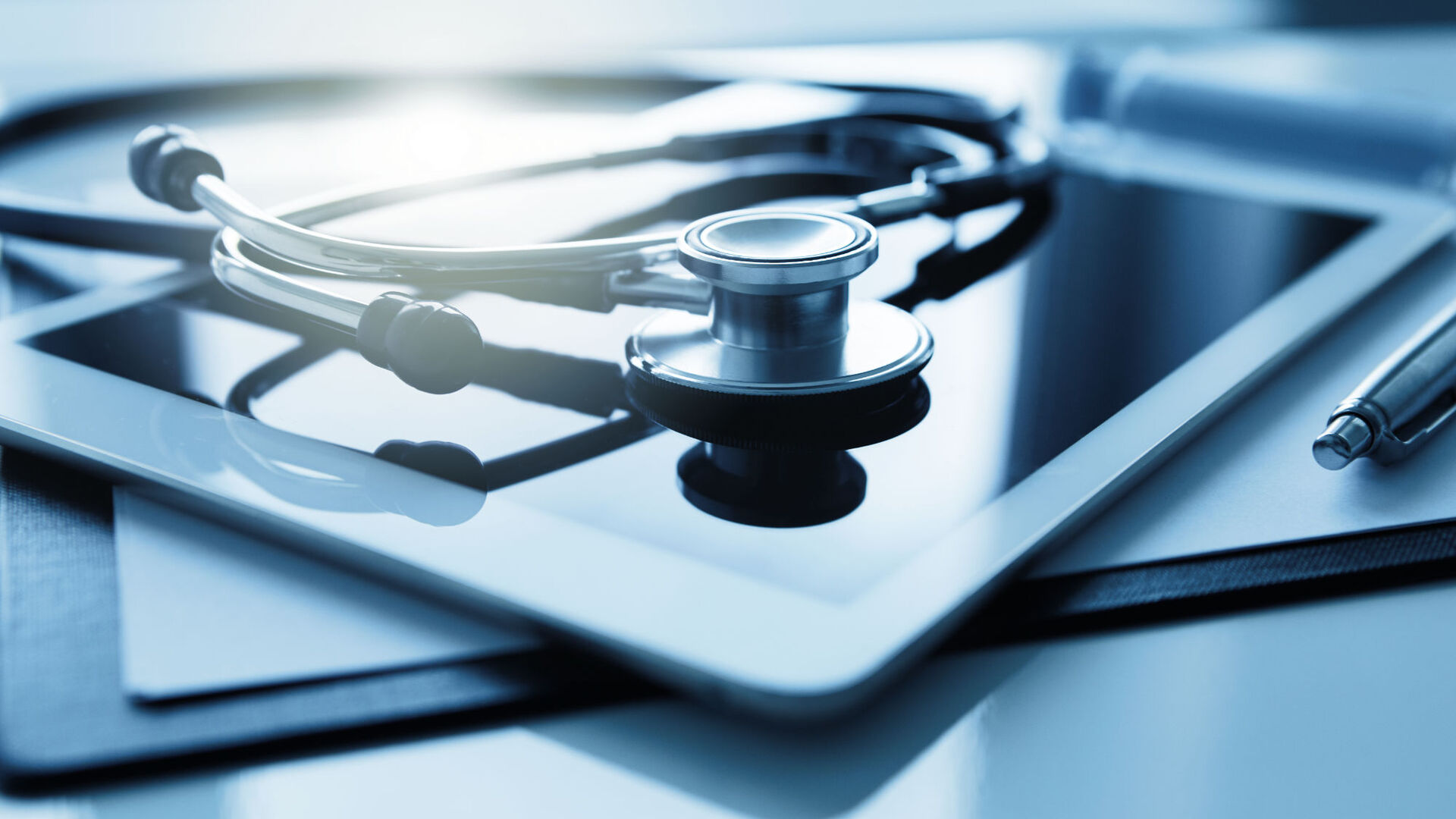 College of<br />Physicians and Surgeons<br />of Nova Scotia